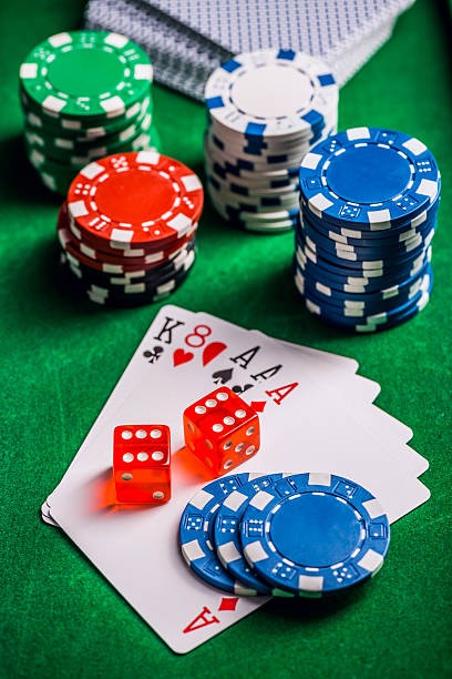 Live AduQ table at 9svip with dealer and multiple player seats